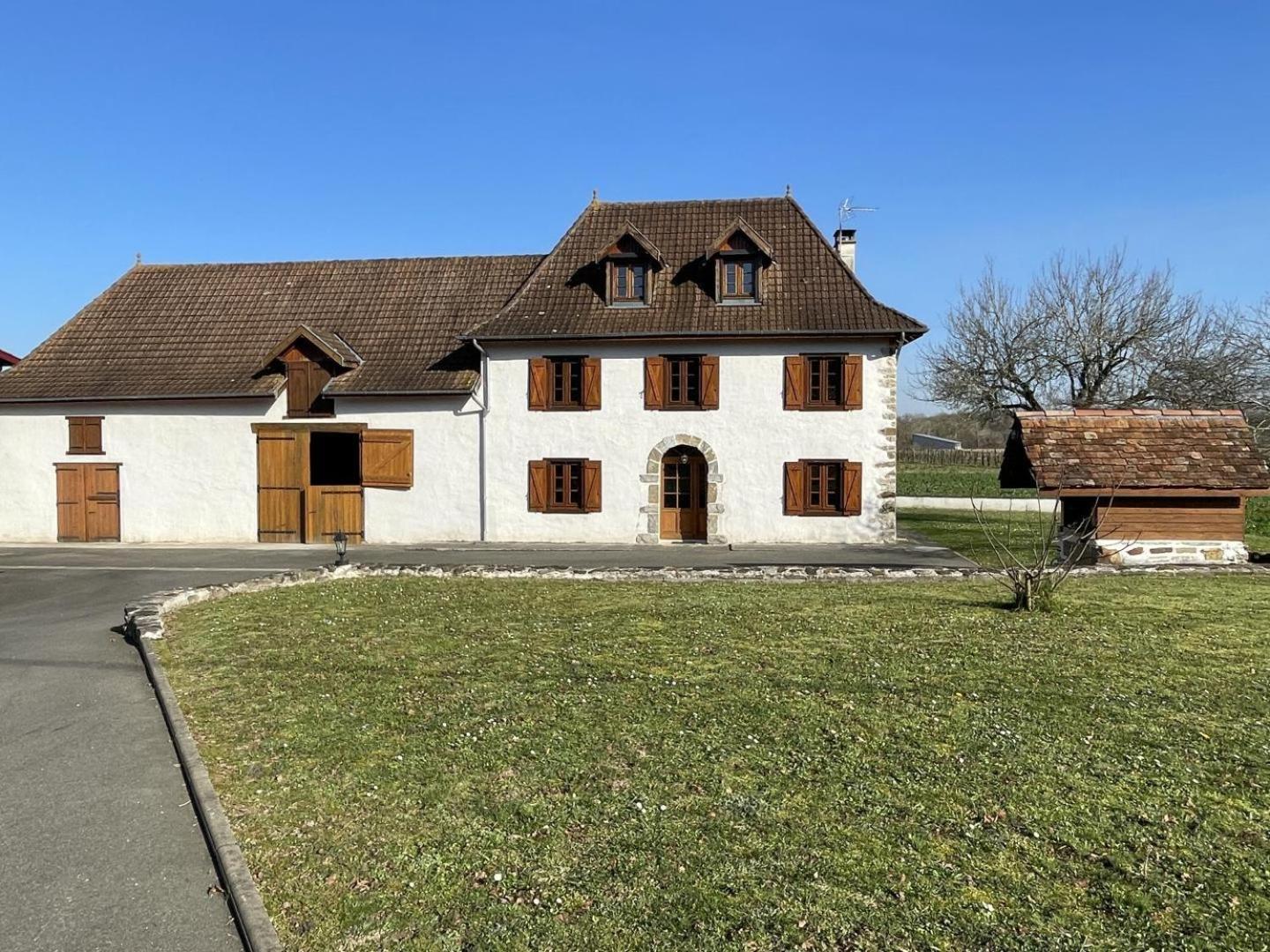 Loustaou Villa Osserain-Rivareyte Exterior photo